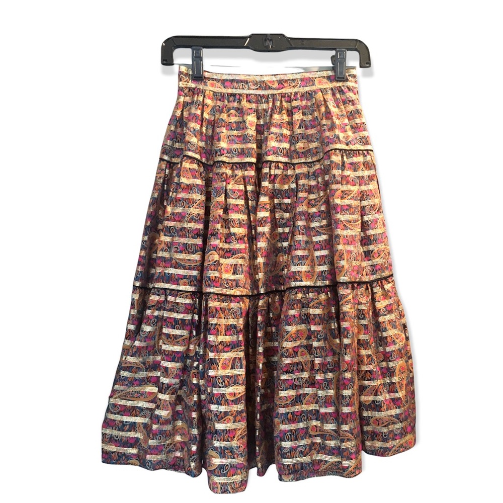 🧵 VINTAGE Italian silk skirt